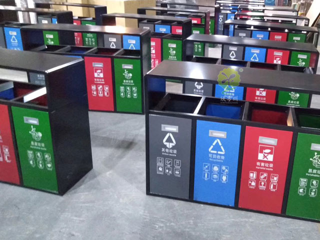 提升公共空間品質,深圳金屬垃圾桶助你一臂之力