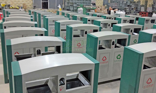 戶外鋼板垃圾桶廠家直銷湖北宜昌景區